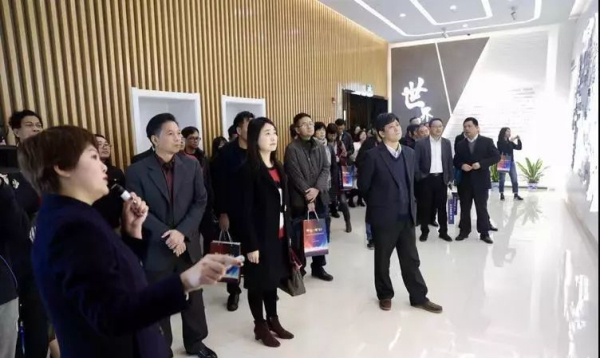 中國建陶小鎮展示廳1.jpg