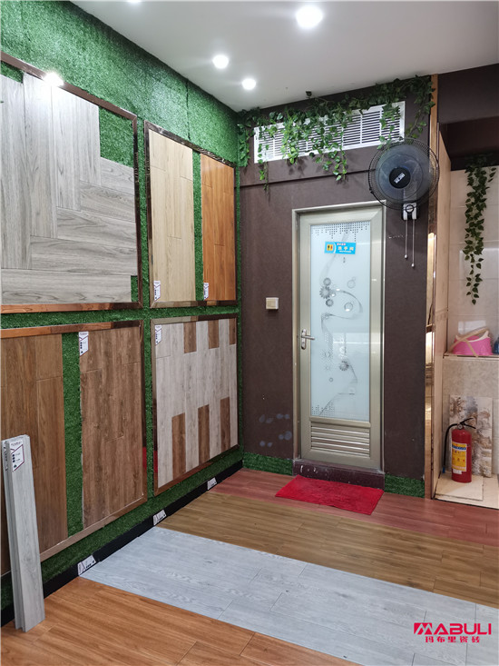 瑪布里提升終端木紋磚展示2.jpg