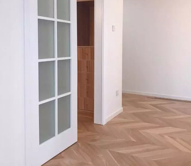 新房裝修全屋使用魚骨紋仿古磚5.png