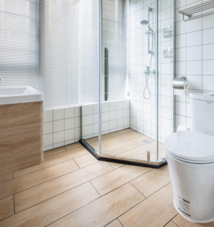 木纹砖效果图|从木纹砖卫生间效果图看卫生间木纹砖应用